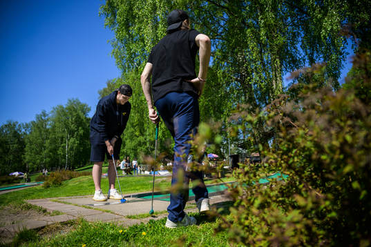 Goaltender Jesper Wallstedt and Leo Carlsson of Sweden play