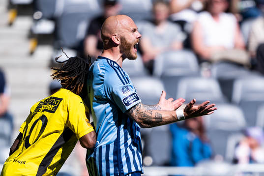 Djurgårdens Magnus Eriksson reagerar på domslut