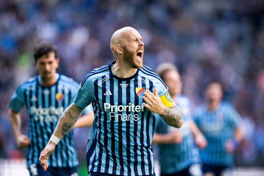 Djurgårdens Magnus Eriksson jublar