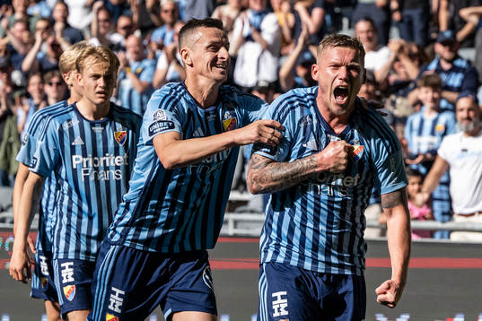 Djurgårdens Victor Edvardsen jublar