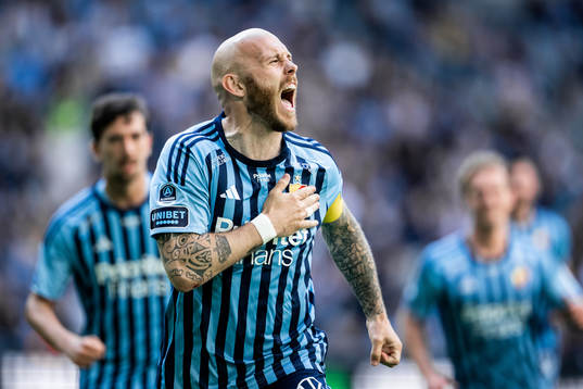 Djurgårdens Magnus Eriksson jublar