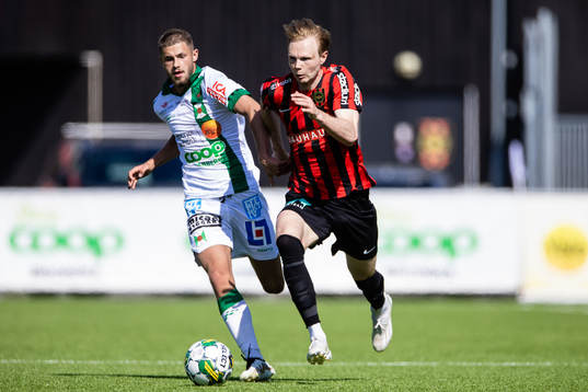 Varbergs Oliver Alfonsi och Brommapojkarnas Tim Waker