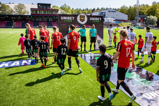 Brommapojkarnas och Varbergs spelare