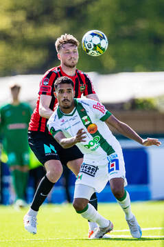 Brommapojkarnas Alexander Abrahamsson och Varbergs Eliton