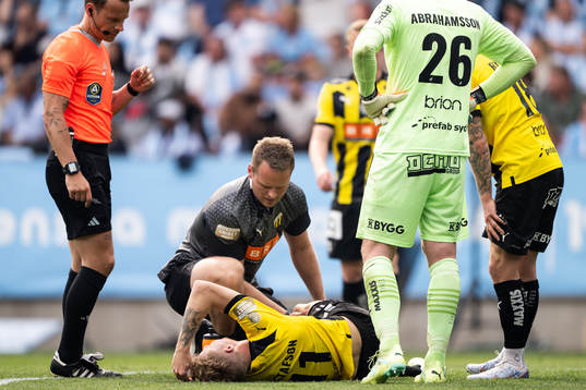 Häckens Samuel Gustafson får vård