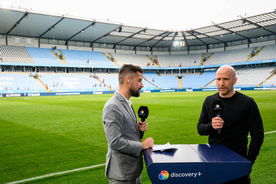 Discoverys Diljen Otlu intervjuar Malmö FFs tränare