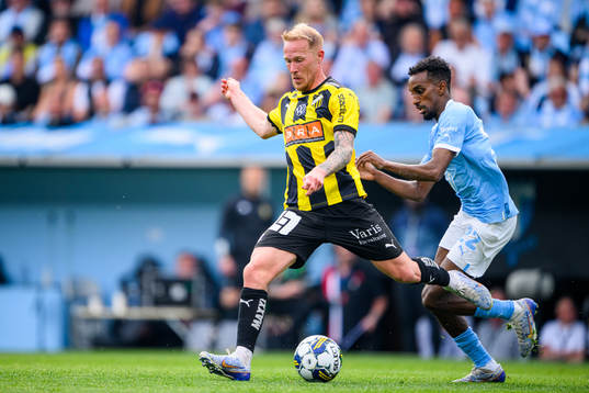 Häckens Mikkel Rygaard Jensen och Malmö FFs Taha Ali