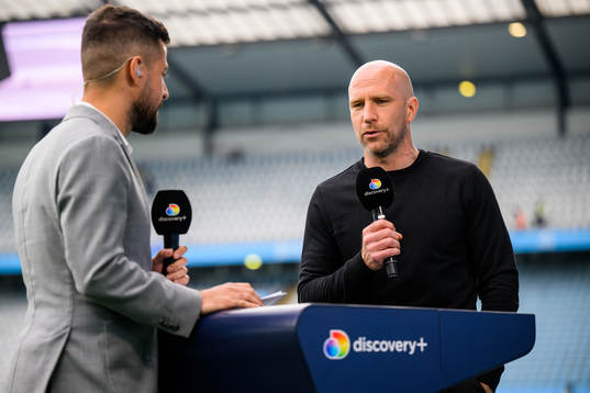 Discoverys Diljen Otlu intervjuar Malmö FFs tränare