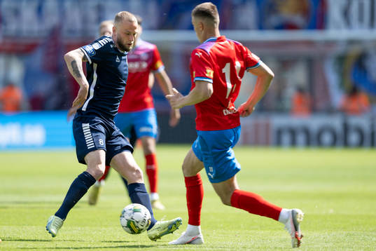 Utsiktens Alexander Faltsetas och Helsingborgs Erik Ring