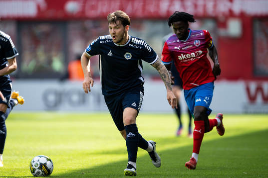 Utsiktens Karl Bohm och Helsingborgs Benjamin Acquah