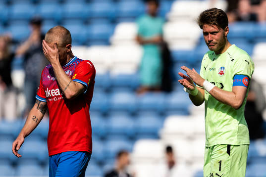 Helsingborgs Philip Rejnhold och målvakt Kalle Joelsson