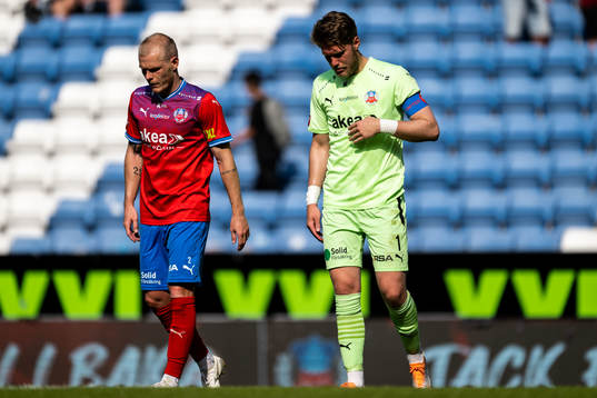 Helsingborgs Philip Rejnhold och målvakt Kalle Joelsson