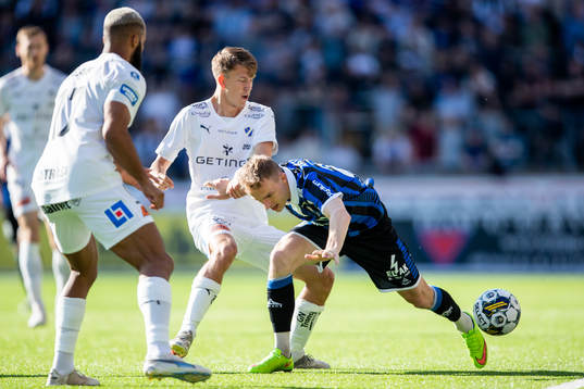 Bläddra bland fler bilder av Fotboll, Allsvenskan, Sirius - Halmstad