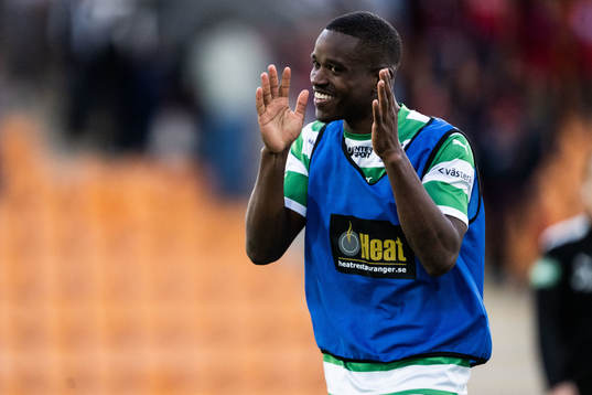 Västerås SKs Jaheem Burke jublar