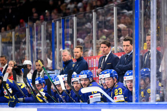 Assistant coach Stefan Klockare and head coach Sam Hallam