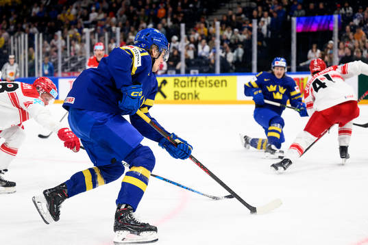 Leo Carlsson of Sweden