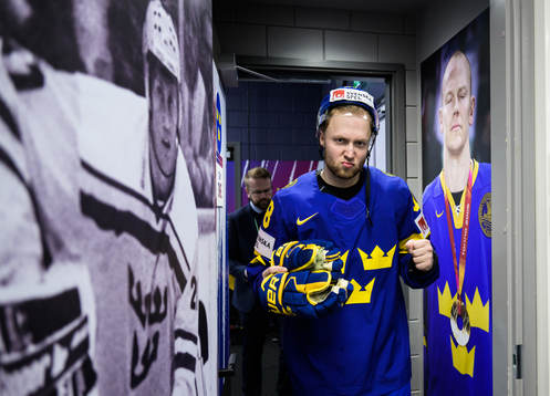 Alexander Nylander of Sweden celebrates