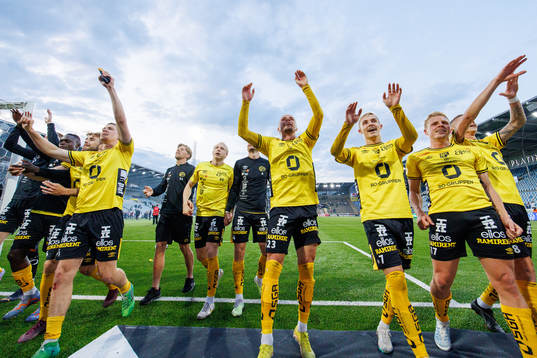 Elfsborgs spelare jublar