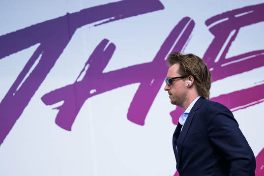 Rasmus Sandin of Sweden arrives to the arena for the 2023