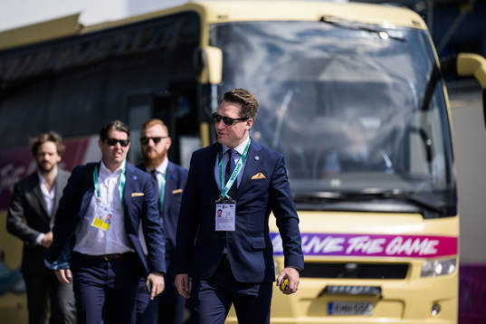 Head coach Sam Hallam of Sweden arrives to the arena for
