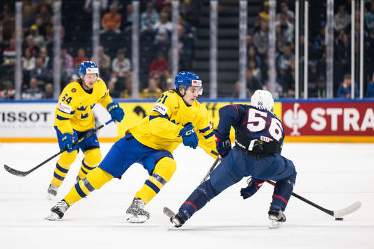 Leo Carlsson of Sweden and Rocco Grimaldi of USA