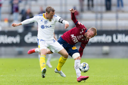 GIF Sundsvalls Pontus Engblom och Örgrytes Nicklas