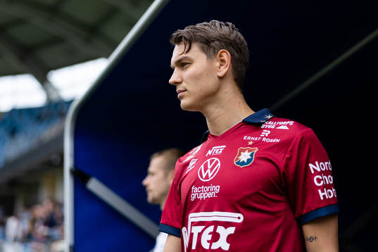 Örgrytes Noah Christoffersson innan fotbollsmatchen i