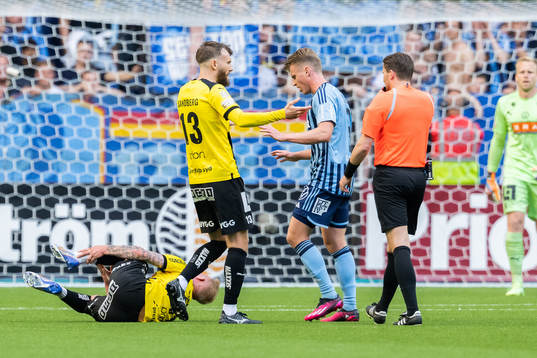 Häckens Mikkel Rygaard Jensen, Simon Sandberg och