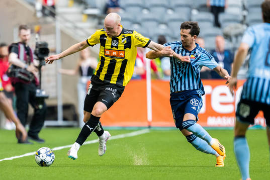 Häckens Valgeir Fridriksson och Djurgårdens Gustav Wikheim