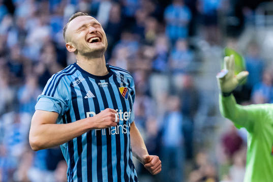 Djurgårdens Piotr Johansson deppar