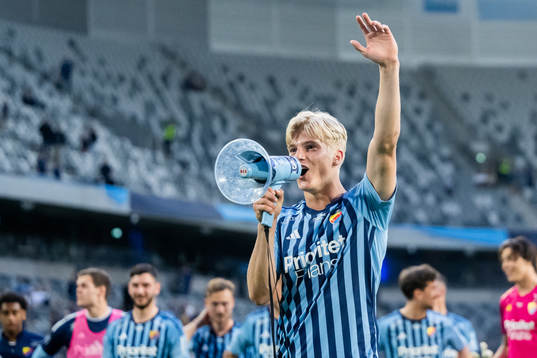Djurgårdens Lucas Bergvall jublar