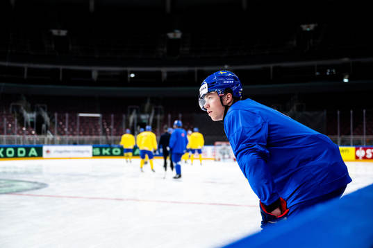 Lucas Raymond of Sweden at a practice session