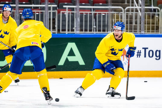 Christian Folin of Sweden at a practice session