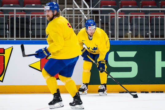 Rasmus Sandin of Sweden at a practice session