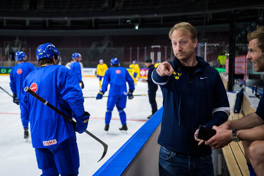 Doctor Jonas Kalman of Sweden at a practice session