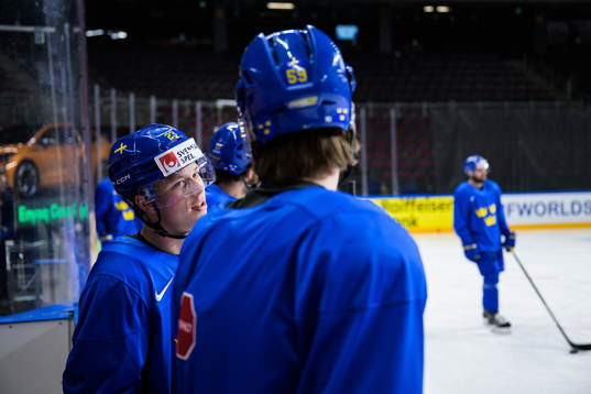 Lucas Raymond of Sweden at a practice session