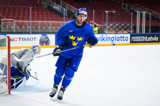 of Sweden at a practice session