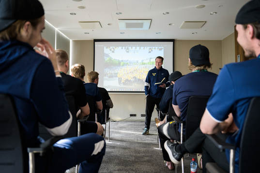 Head coach Sam Hallam of Sweden at a team meeting