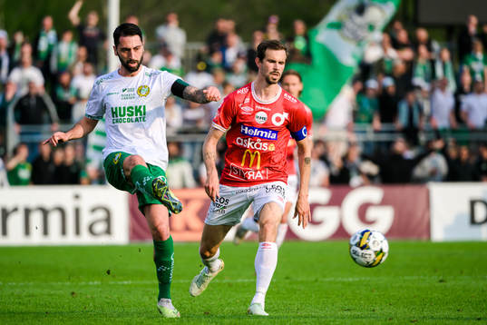 Hammarbys Nahir Besara och Degerfors Sebastian Ohlsson