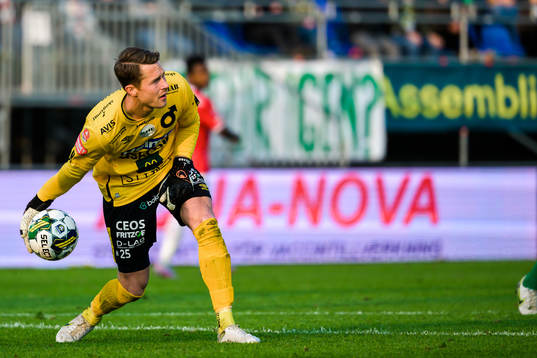 Degerfors målvakt Jonas Olsson