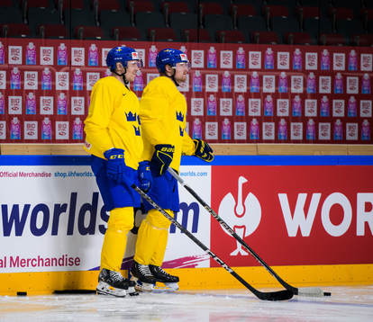 Pär Lindholm and Carl Grundström of Sweden at a practice
