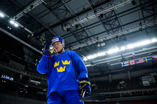 Lucas Raymond of Sweden at a practice session