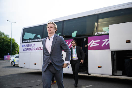 Jonatan Berggren of Sweden arrives to the arena for the