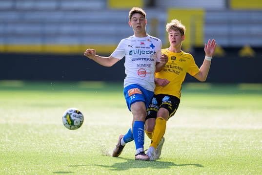 Värnamos Benjamin Hasanbegovic och Elfsborgs Viktor Nylén