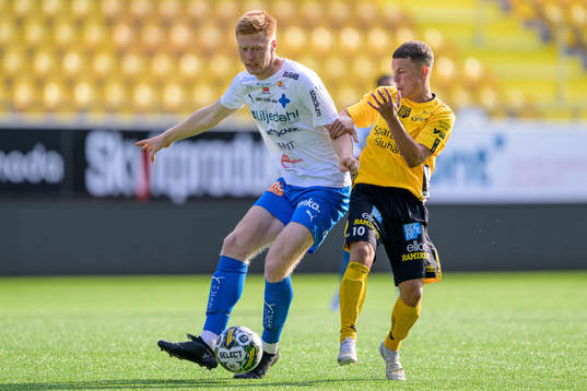 Värnamos Johan Kenneryd och Elfsborgs Enzo Andren