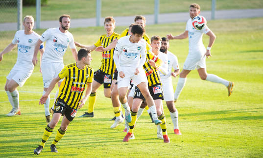 Österlen rensar undan i matchen i division 2 mellan IFK