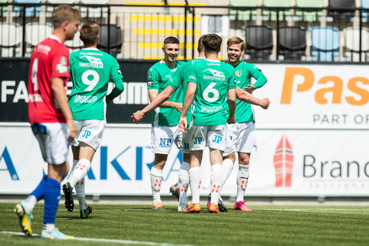 Jönköpings Södras Marko Nikolic och Anton Thorsson jublar
