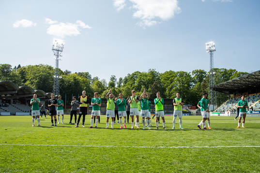 Jönköpings Södras spelare jublar