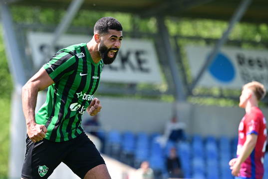 Högaborgs Jones Mahjoub jublar