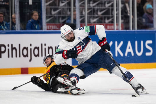 Daniel Fischbuch of Germany and Alex Tuch of USA